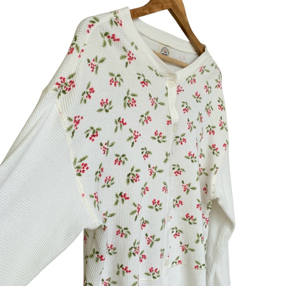 Victoria's Secret Country Waffle Knit Holly Berry Button Down Top